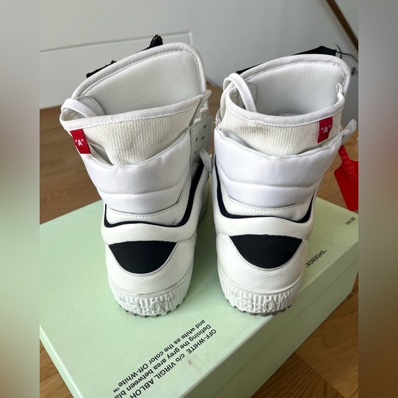 OFF-White Off-Court High White Sneakers - Picture 6 of 14